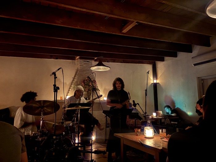 intimate gig photo